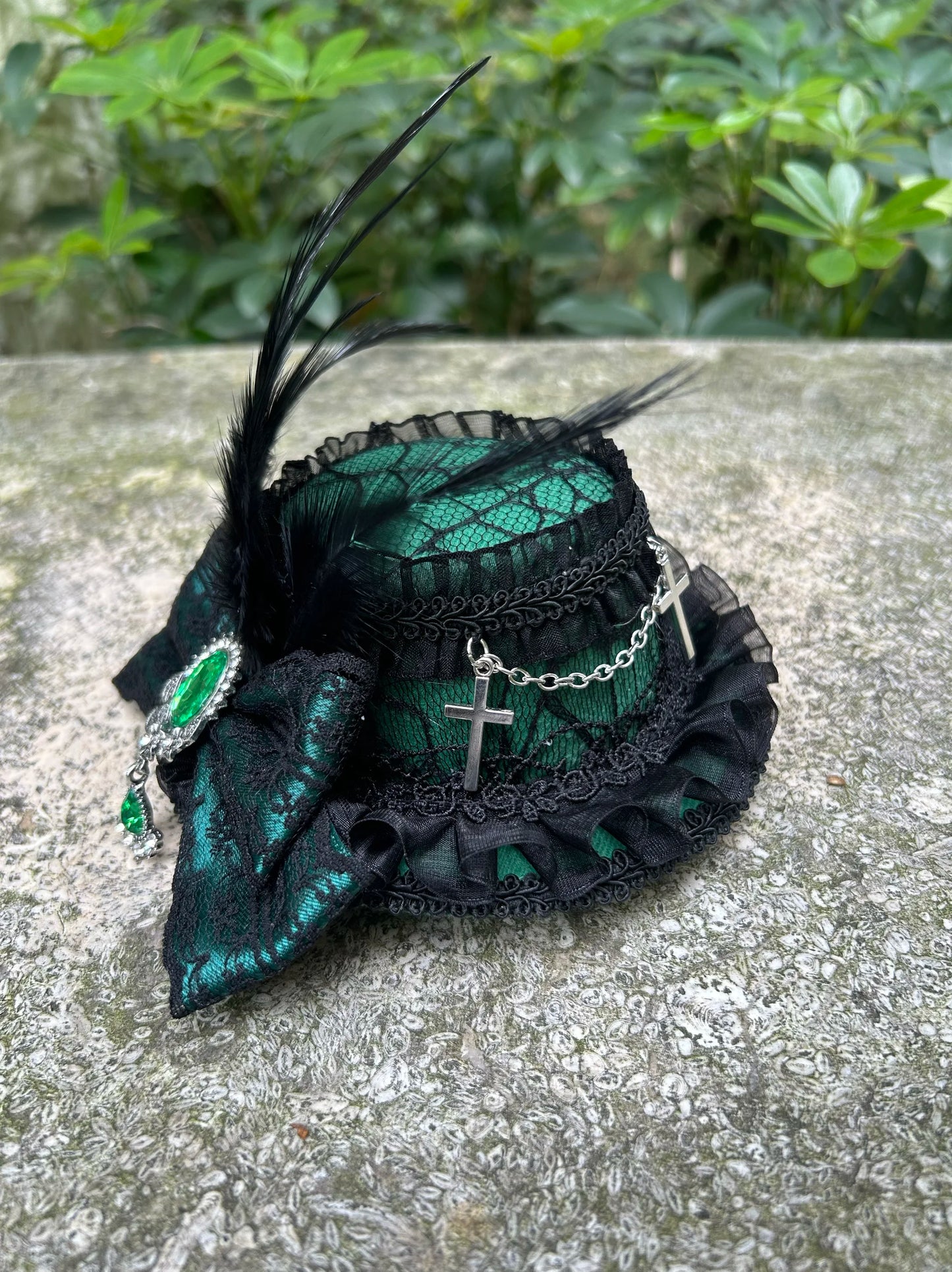 Lolita headpiece retro cross hair tophat