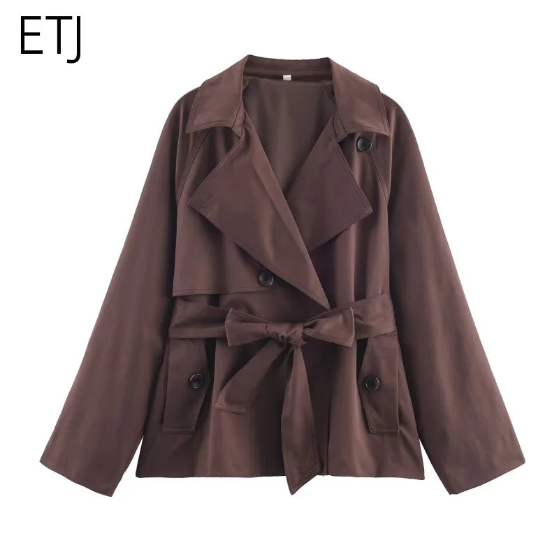 British fall style lapel double-breasted trench coat