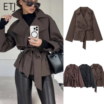 British fall style lapel double-breasted trench coat