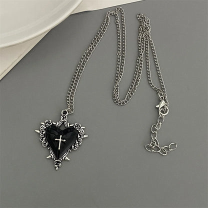 Red Black Heart Pendant Chain Necklace Vintage Goth