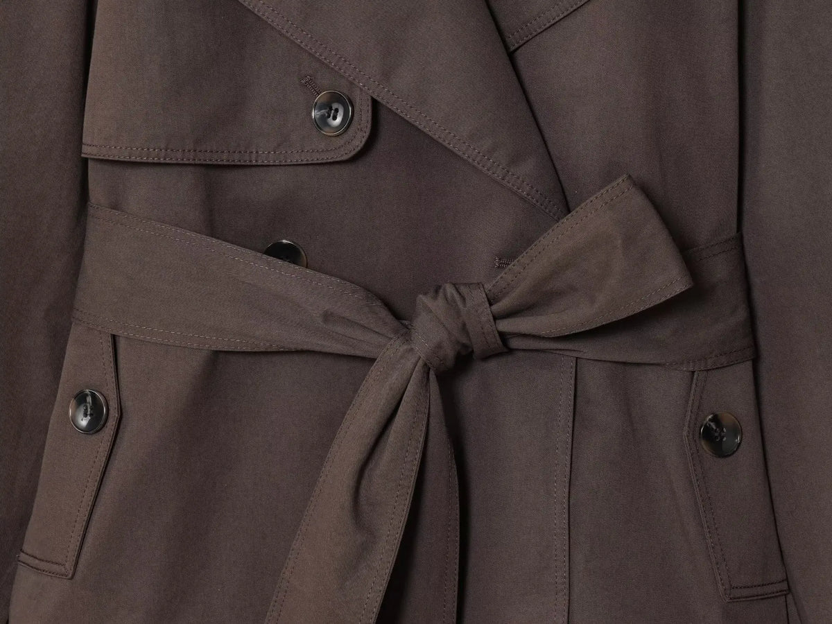 British fall style lapel double-breasted trench coat