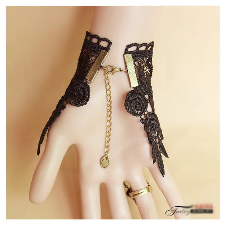 Gothic Lace Cuff Fingerless Glove
